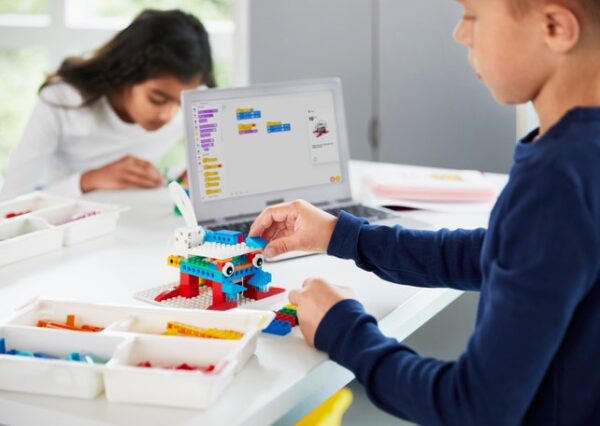 Набор LEGO® Education SPIKE™ Старт 45345(под заказ) — изображение 6