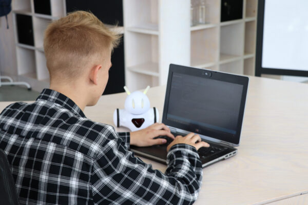 Учебный комплект по робототехнике и программированию — изображение 2