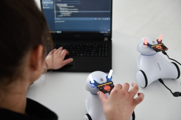 Учебный комплект по робототехнике и программированию — изображение 4